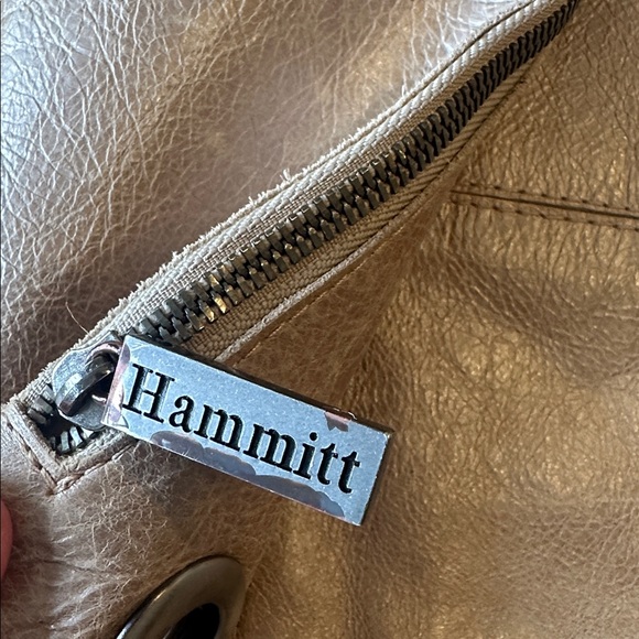 Hammitt Montana Large Crossbody Bag – Taupe Leather - Picture 4 of 11